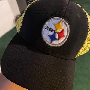 Pittsburgh Steelers Mesh Style Flex fit hat. L/XL
